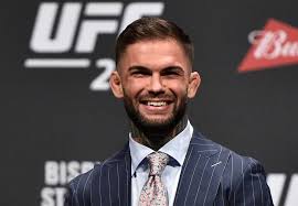 Cody garbrandt poses for a post fight portrait backstage during the ufc fight night event inside the mandalay bay events center on may 29, 2016 in las vegas nevada. Devushka Dnya Denni Pimsendzhuan Zhena Bojca Ufc Kodi Garbrandta
