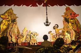 Welcome to the world of original marionettes and puppets. Die Faszinierenden Wayang Kulit Schattenspiele Auf Java Und Bali Indonesia Travel