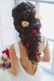 15 Adorable Quinceanera Hairstyles With Flowers Quinceanera Quince Hairstyles Quinceanera Hairstyles Hair Styles 2016