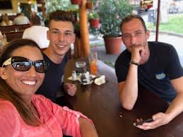 Reka rubint's source of wealth comes from being a fitness instructor. Rubint Reka Is Minket Valasztott Bild Von Kenese Evezos Terasz Balatonkenese Tripadvisor