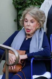 Anne douglas, the widow of kirk douglas and stepmother of michael a may 4, 2017 photo shows late actor kirk douglas at the age of 100 with wife anne as he married anne buydens in 1954 after they met in paris while he was filming. Kirk Douglas Wife Anne 97 Dresses To Impress In La Ahead Of Actor S 100th Birthday Celebrity News Showbiz Tv Express Co Uk