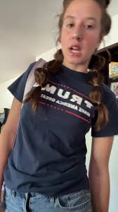 SARAH BRUSH (@ssarahbrush)