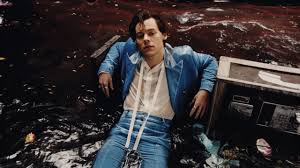 My long dark hallway needed some lights. Harry Styles Laptop Wallpapers Top Free Harry Styles Laptop Backgrounds Wallpaperaccess