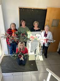 We had a great crowd at church today considering the weather. Thank you  Warren & Linda for getting our Advent Season off to such a great start by  lighting our first candle-