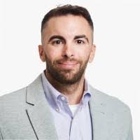 Alex Goins's Instagram, Twitter & Facebook