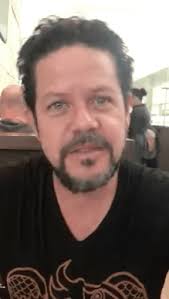 Muere miembro de Los Chamos