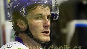 Hokejista Jan Eberle odpovídal na vaše dotazy!