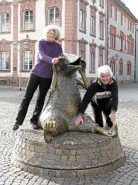 Die innenstadt von offenburg ist leicht mit bus, fahrrad oder zu fuß erreichbar. Offenburg Vogel Beleben Innenstadt Seit 25 Jahren Offenburg Lahrer Zeitung