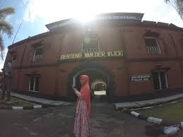 Akan tetapi untuk ke museum tiket masuknya adalah rp 7500. Piknik Di Gombong Kebumen
