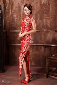 Preparing Chinese New Year Outfit With This 50 Beautiful Red Dress Ideas Nona Gaya Chinese Wedding Dress Chinese Dress Modern Cheongsam Dress