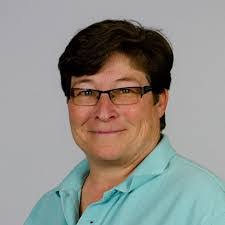 Laura Hook's Instagram, Twitter & Facebook