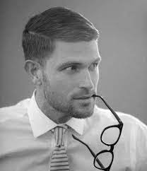 Short Hairstyles For Men Mens Haircuts Short Mens Hairstyles Short Mens Hairstyles