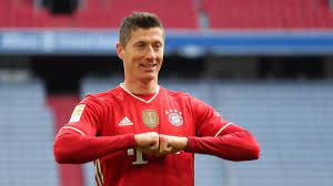 Born 21 august 1988) is a polish professional footballer who plays as a striker for bundesliga club bayern munich and is the. Fc Bayern Robert Lewandowski Greift Nach 40 Tore Rekord Von Gerd Muller Er Wurde Es Wollen Eurosport