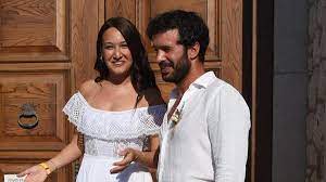 هل تزوج باريش اردوتش من حبيبته جوبسي أوزاي بهذه السرعة بسبب حملها white dress fashion dresses