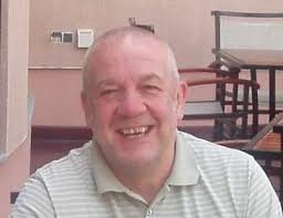 O Lundainанаi Dde Cymru ar gefn beic Cofio Llywelyn CYNGERDD I DDATHLU 40  MLYNEDD