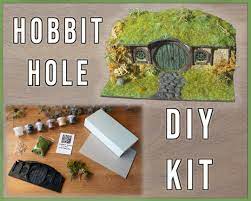 Hobbit Hole Diorama DIY Kit Hobbiton, Gift, Geek, Creative, Fantasy,  Tabletop, RPG - Etsy