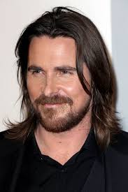 What Does It Mean To Have A Widows Peak Solved By Celebrities In 2020 Widow S Peak Mens Hairstyles Widows Peak Long Hair Styles Men
