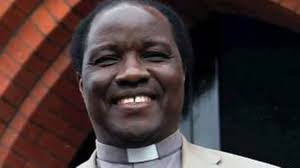 Rochdale vicar held in sham marriages probe