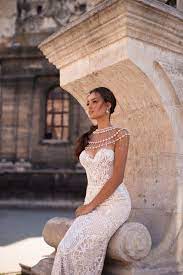 Pin Oleh Vanda Desiree Di Wedding Dresses