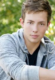 Pin By Allasane Gerkin On Things I Love Celebrities Male Young Actors Actors