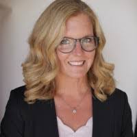 Gerri Phillips's Instagram, Twitter & Facebook