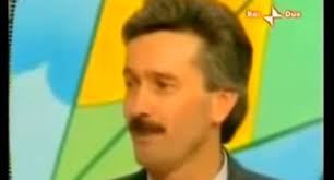 In ogni caso, visto l'incidente innocuo, la ruota della fortuna ha girato più di una volta in austria e ha mantenuto animata la corsa fino alla fine. Signor Giancarlo Vinsero Battaglie Grazie Alla Loro F A Il Video