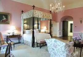 It is located at 1600 pennsylvania avenue nw in washington, d.c., and has been the residence of every u.s. White House Overnight Guest Program The Lincoln Bedroom