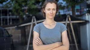 Laila anita bertheussen denied trying to get sympathy for family by blaming theatre group for incidents. Laila Bertheussen Emneside Dn