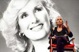 Lo que pasa en la televisión, el teatro, la música y el entretenimiento. El Eterno Retorno De Mirtha Legrand Revistaorsai