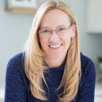 Kimberly Bratcher's Instagram, Twitter & Facebook