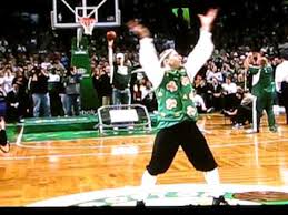 Shop foco.com for boston celtics apparel, collectibles, and fan gear. Boston Celtics Mascot Lucky And Matt Cassel Youtube