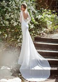 Auf kleider24.net gibt es günstige brautkleider von über 20 online shops, die in vielen kleidershops auch bequem per rechnung bestellt werden können. Glamourose Designer Brautkleider Von Julie Vino Hochzeit Kleidung Brautmode Brautkleid Designer