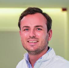 VIERMAANDELIJKS ARTSENMAGAZINE