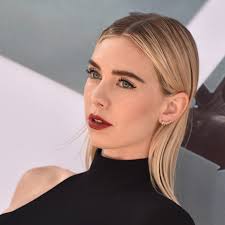 Impossible 7 est un film réalisé par christopher mcquarrie avec tom cruise, simon pegg. Mission Impossible 7 Vanessa Kirby Talks Shooting During Covid 19