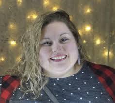 Dee Gregg's Instagram, Twitter & Facebook