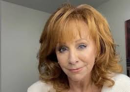 To celebrate 131 years of Coca-Cola, we're sending out special Gift Bags &  mini Fridge to everyone who types ("𝐃𝐎𝐍𝐄") before tomorrow