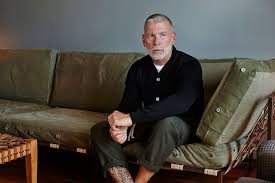 a look inside nick wooster s new york city home メンズファッション ファッション 画像 メンズ