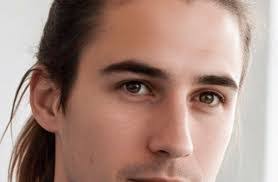 Dylan Wren's Instagram, Twitter & Facebook