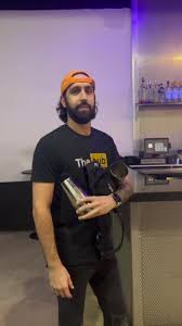 We’re bartenders… 🤣🍻🍷🍸🍹🥂Tag someone in hospitality 👥 #bartenders  #bartenderlife #bartender #bartending