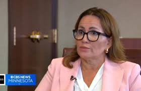 Legally blind woman redefines odds, named national finalist after joining  cricket team