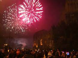 En fait, vous ne pouvez boire de l' alcool qu'à la maison ou dans les établissements sous licence. Que Faire A Rome Pour Le Reveillon Du Jour De L An Les Bons Plans Voyage D Alexles Bons Plans Voyage D Alex