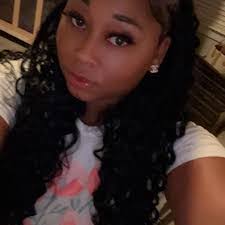 Ashley Mingo's Instagram, Twitter & Facebook