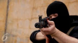 Fitria sanjaya, terduga terorisme dari yayasan amal ji bisa rengkuh 28 milyar pertahun untuk biayai ji (sumber: 5 Fakta Terbaru Soal Kotak Amal Yang Diduga Jadi Sumber Dana Teroris Jamaah Islamiyah News Liputan6 Com