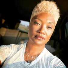 America is a continent , US is a country .