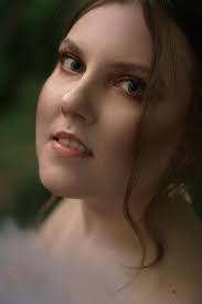 True beauty of a woman is reflected in her kindness character confidence n  strength" . Gorgeous 😍 😍