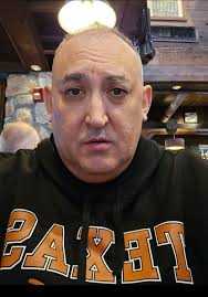 4 months sober sometime I feel like going back because I'm al alone