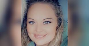 Danielle Lawson's Instagram, Twitter & Facebook