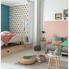 Papier Peint Intisse De La Collection Tonic Par Caselio Motif Melange De Triangles Unis Et A Motifs Orig Idee Deco Chambre Ado Chambre Deco Ado Idee Chambre
