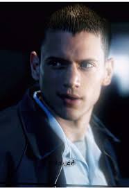 going back to uni tommorow, I'm happy #michaelscofield #michaelscofiel...