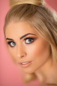 XP 85mm F1.2_Nic Taylor (14)